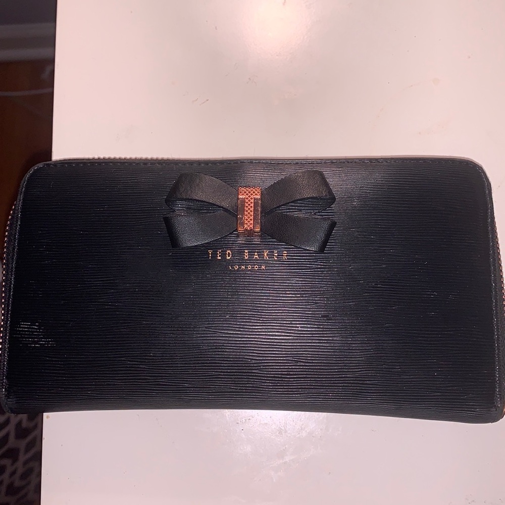 Ted Baker bow wallet